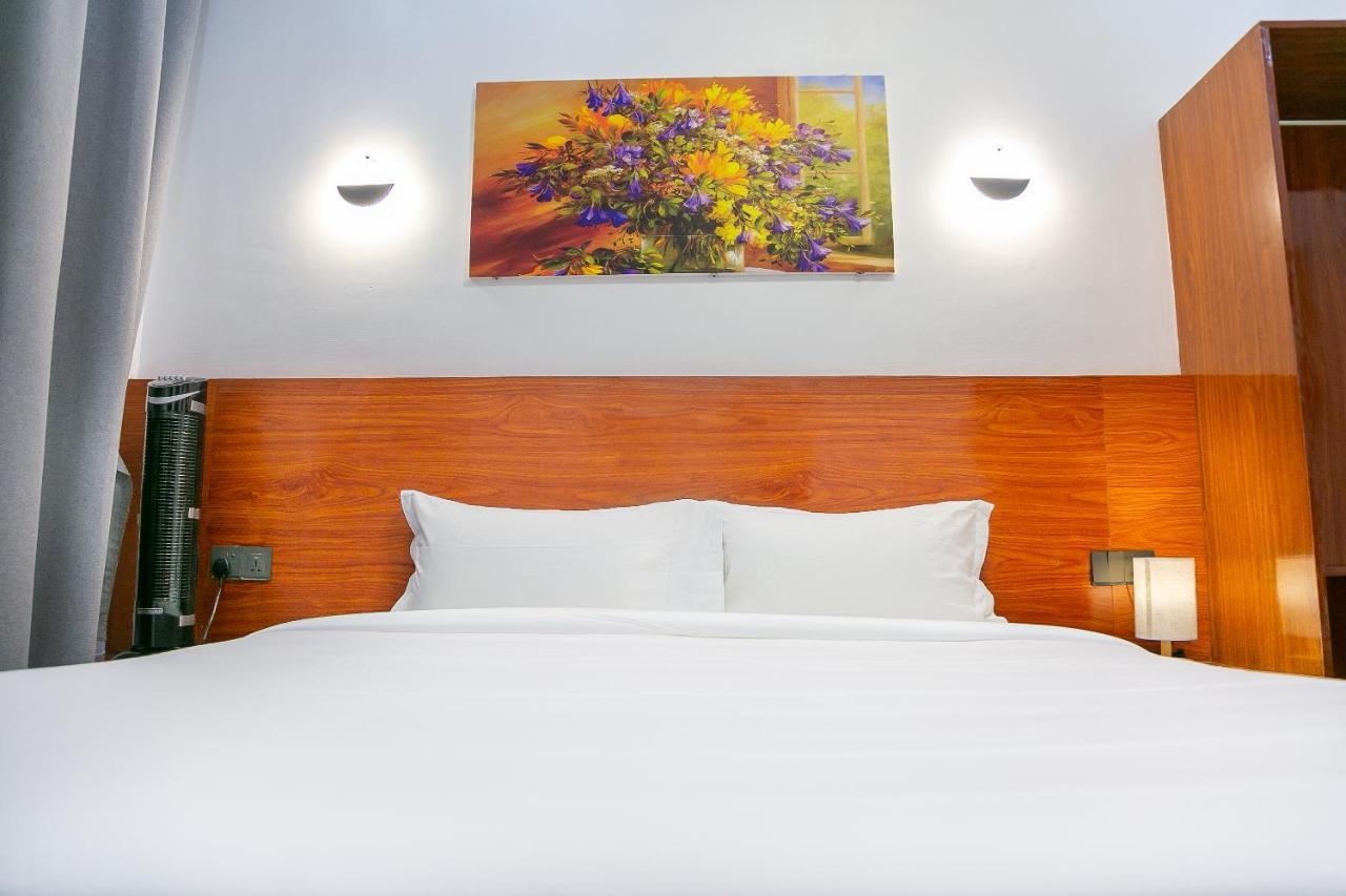 Hotel Totara Dar es Salaam Exteriör bild