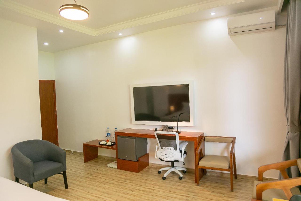 Hotel Totara Dar es Salaam Exteriör bild