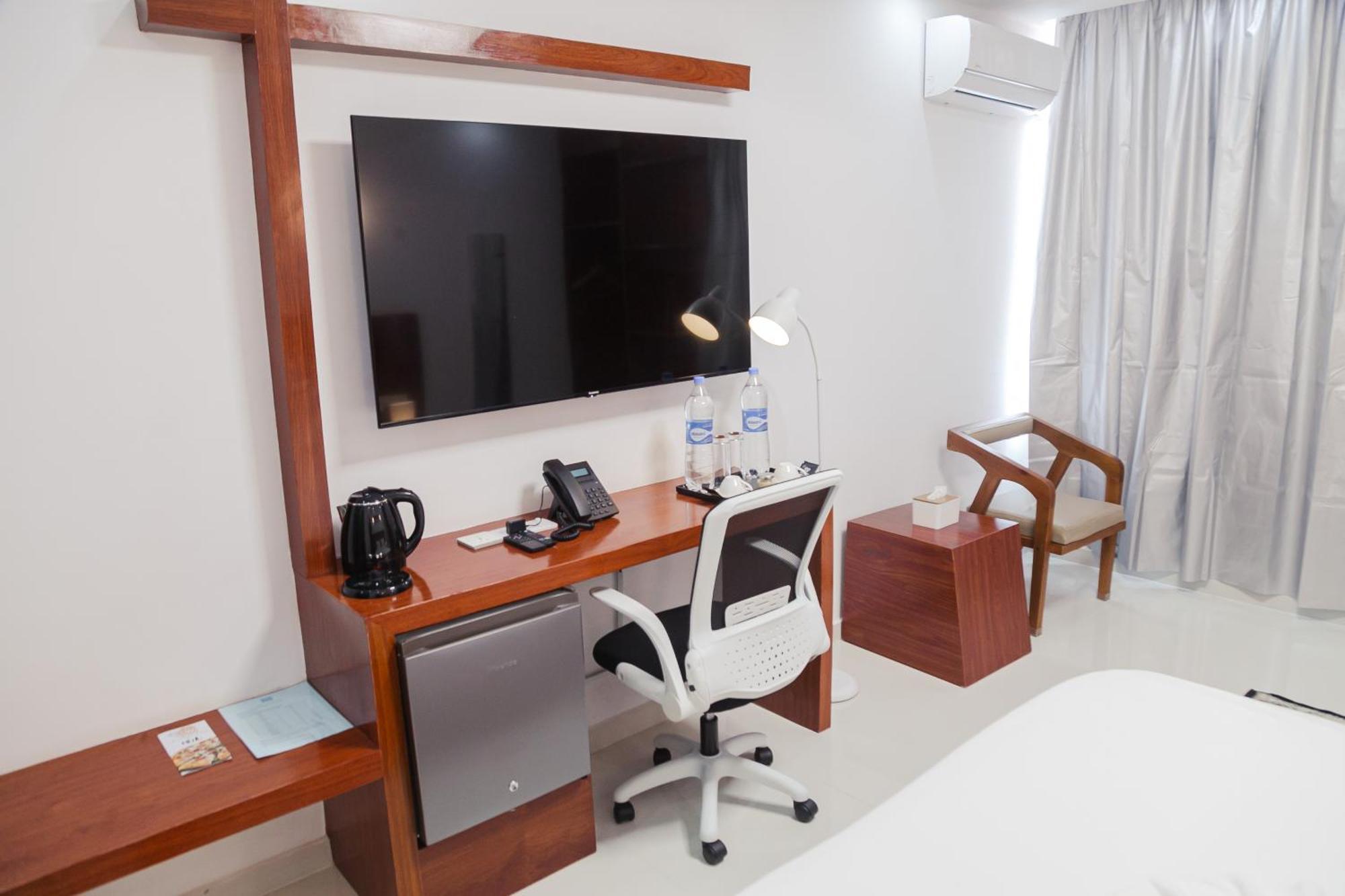 Hotel Totara Dar es Salaam Exteriör bild
