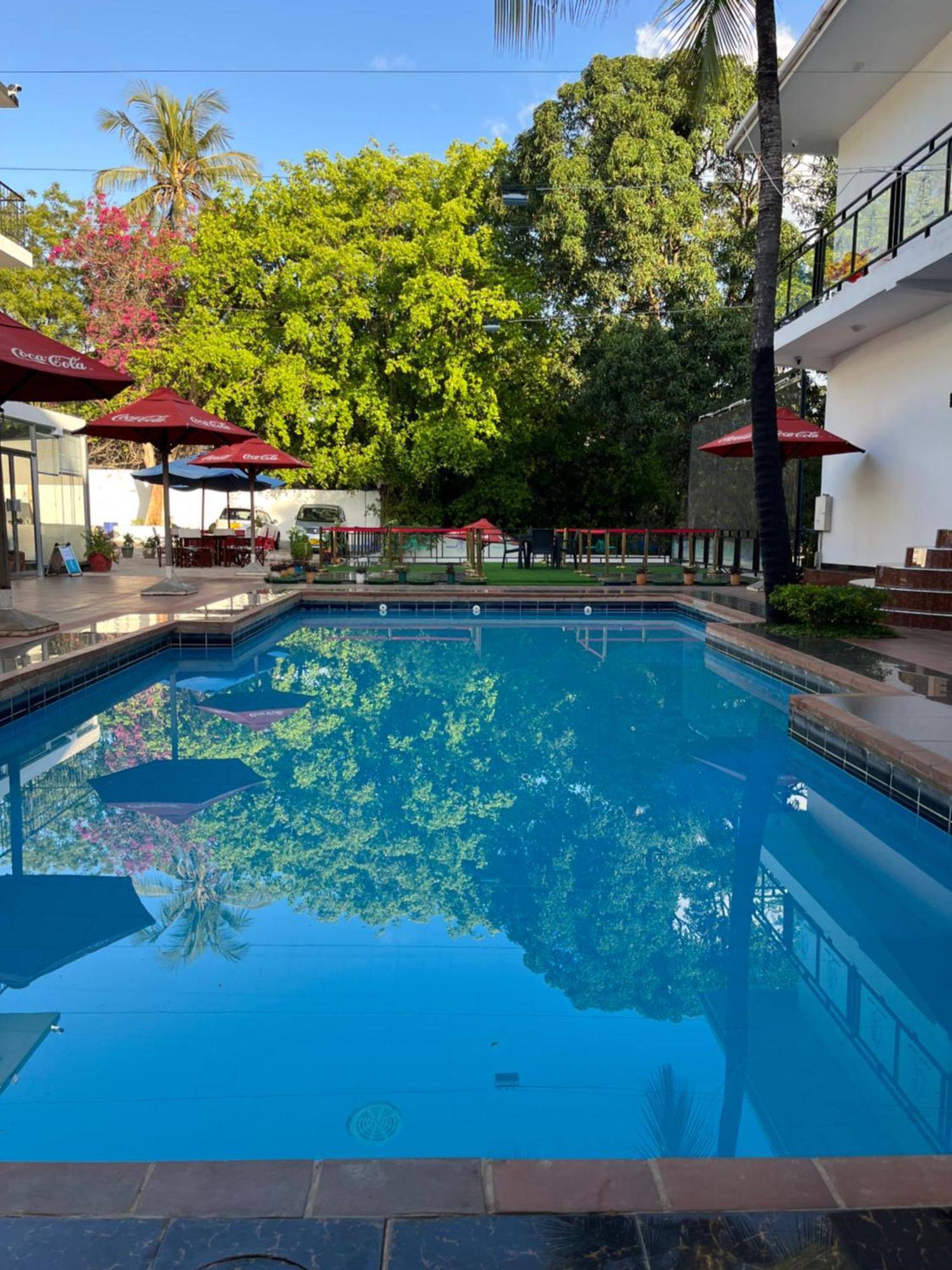 Hotel Totara Dar es Salaam Exteriör bild